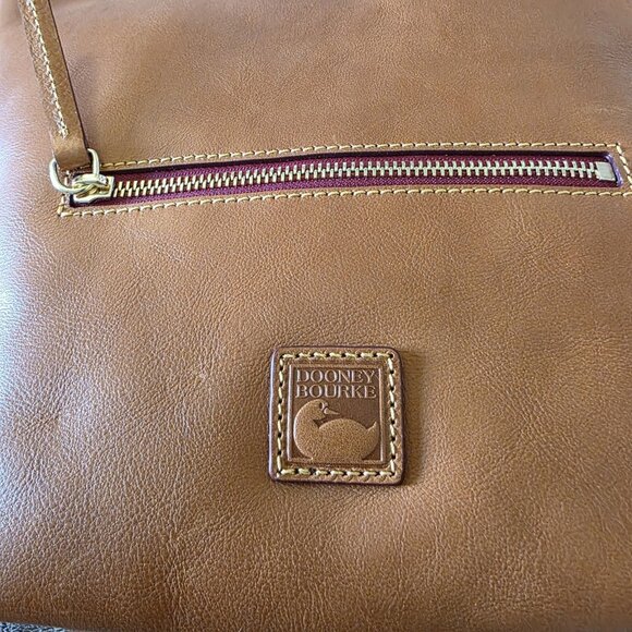 Dooney & Bourke Florentine Small Hobo Crossbody Bag Natural Leather NWT 8L1860 - Picture 4 of 16